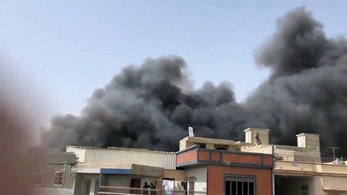 Crash d'avion - Au moins 80 corps ont été récupérés sur le site du crash d'un Airbus A320 sur un quartier résidentiel de Karachi, la grande ville du sud