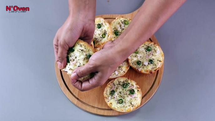 PIZZA HUT STYLE CHEESY GARLIC BREAD _ WITHOUT OVEN