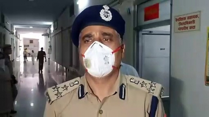 तीन थाना क्षेत्र में हुई पुलिस मुठभेड़ के संबंध में DIG/SSP में दी जानकारी