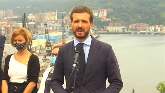 Casado anuncia que el PP apoyará con sus votos el decreto de 'nueva normalidad' y la candidatura de Calviño