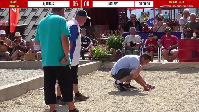 Quart QUINTAIS vs MALBEC : Vaujany 12 Champions de pétanque s'affrontent en tête-à-tête