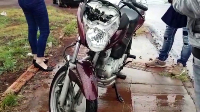 Motociclista fica ferido em colisão com carro às margens da BR-277