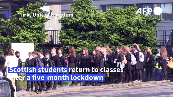 Pupils in Scotland return to school