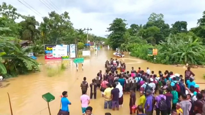 Death toll rises after floods and mudslides hit Sri Lanka