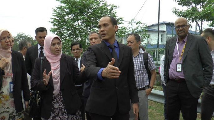 Panel visits site of Pastor Koh's abduction