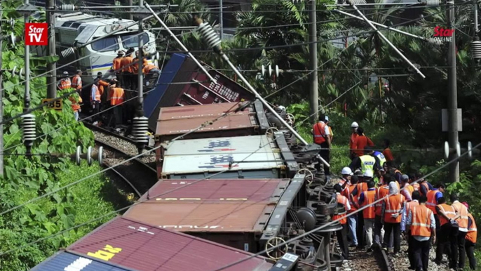 Cargo train derails causing delays and cancellations