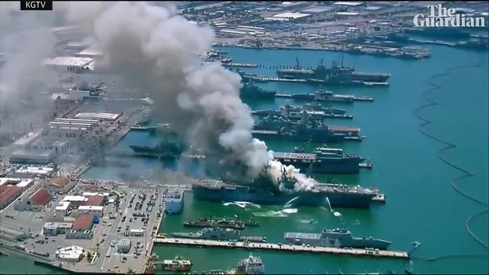 Les images spectaculaires de l'énorme explosion qui a fait au moins 21 blessés cette nuit à bord d’un navire militaire américain dans une base navale de Californie