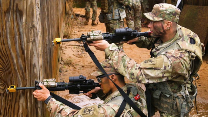 How Army recruits master the 'Rolling T' combat formation at boot camp