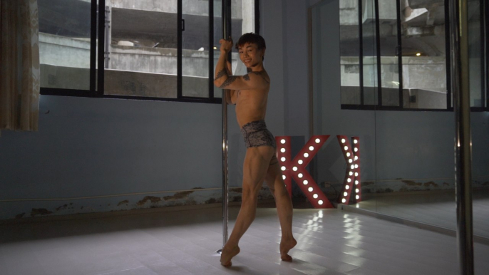 Chinese man shows pole dancing isn't just a woman's performance art