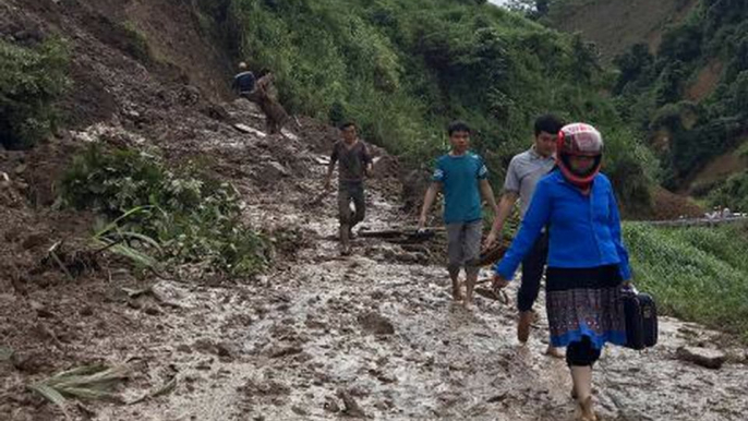 Floods, landslides in Vietnam kill 37 people, thousands evacuated