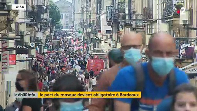 Coronavirus - Reportage à Bordeaux où le masque est désormais obligatoire dans deux rues de l'hyper-centre, la rue Saint-Catherine et  la rue de la de la Porte Dijeaux