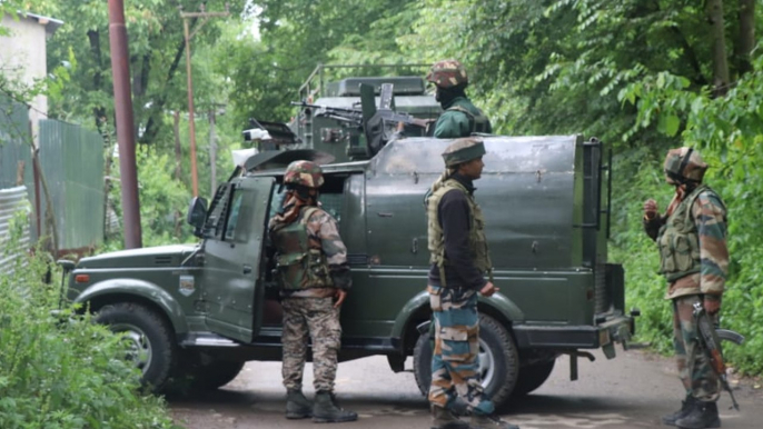 Baramulla: 2 terrorists killed, search for another underway