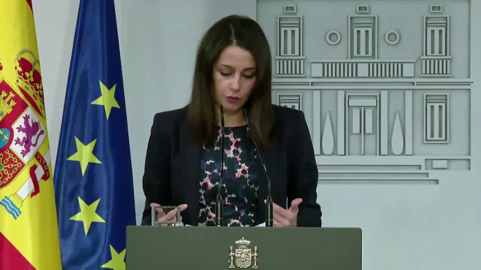 Arrimadas pide a todos los actores políticos una "tregua por España"