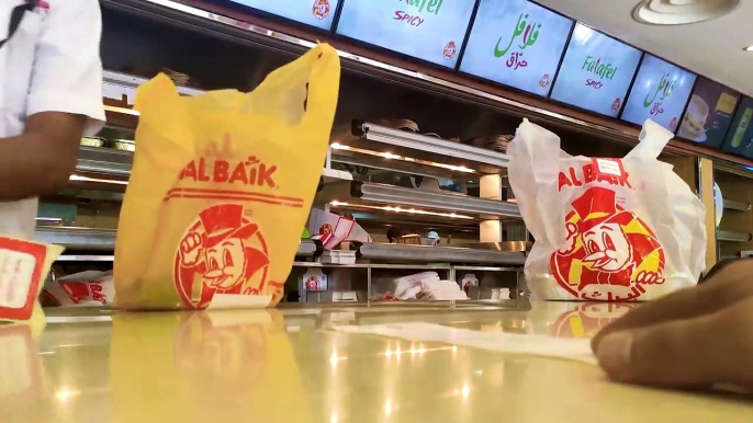 05.Al Baik The Best Chicken Fried In Saudi Arabia _ check out the yummy Food of Saudi Arabia _ Jeddah