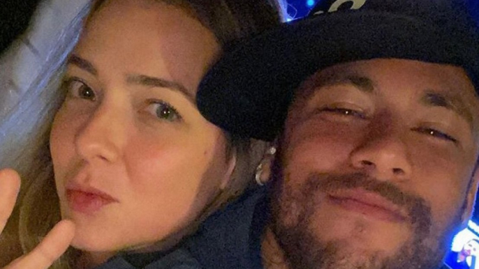 Neymar envia mensagem carinhosa à ex nas redes sociais e fãs se derretem