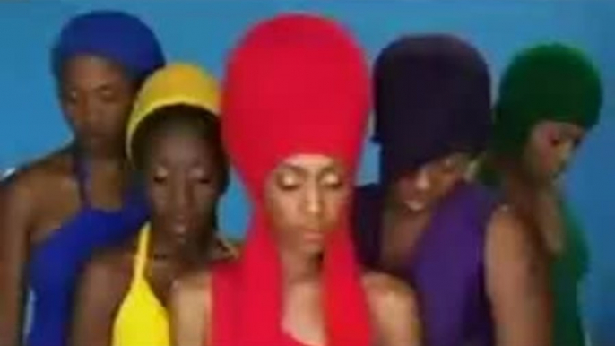 Erykah Badu Music Video: Bag Lady