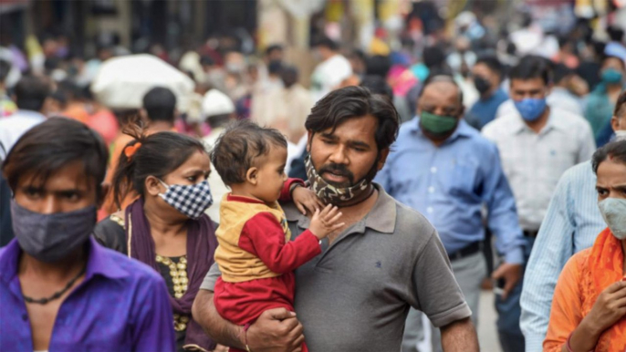 Huge crowd seen at Delhi's Sadar Bazar market