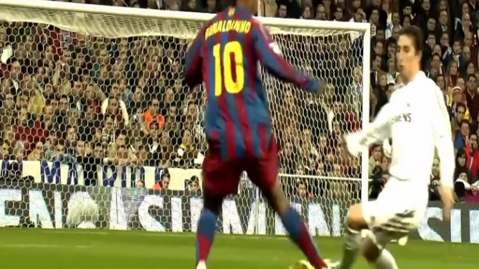 Las Mejores Jugadas de Ronaldinho Skills, Pass & Goals