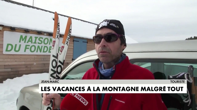 Coronavirus - Malgré la fermeture des remontées mécaniques, les stations de ski séduisent toujours les vacanciers - VIDEO