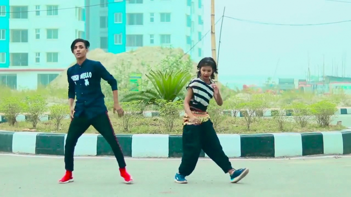 Kon Barir Meye Re Tui Dance _ কোন বাড়ির মেয়েরে তুই _ Dh Kobir Khan New Dance _ Bangla New Dance 2020