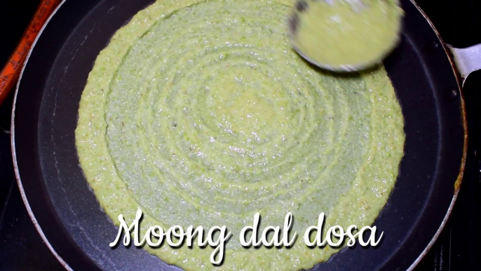 10 Minutes Recipe - Quick & Easy Breakfast Recipe|Moong Dal Dosa|Whole Green Gram Dosa |Khan Kitchen