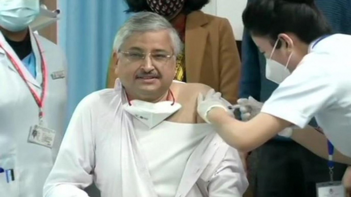 AIIMS chief Randeep Guleria gets vaccinated