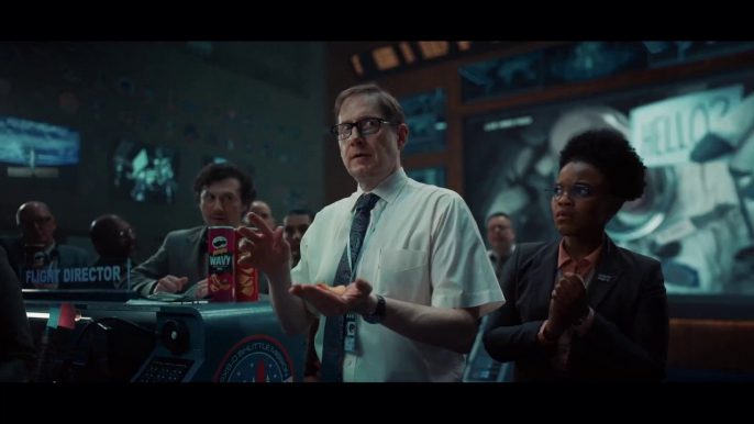 2021 PRINGLES Super Bowl commercial "Space Return" featuring J.David Hinze Flavor Stacking Ad Flight Director Mission Control Room Tampa Bay Buccaneers vs. Kansas City Chiefs