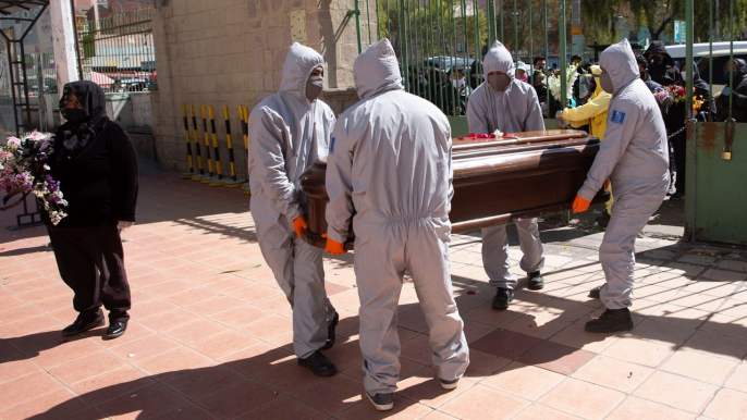 Bolivia cemeteries overwhelmed as coronavirus deaths mount