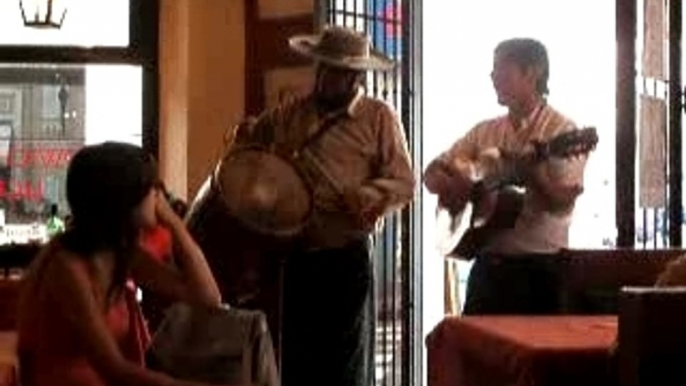 Chants traditionnels à Salta, Argentine