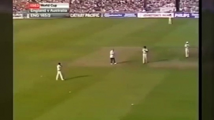 Zaheer Abbas and Javed Miandad Bowling and Wickets Collections