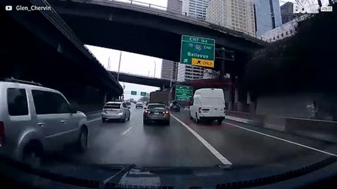 Reckless driver nearly causes serious accident