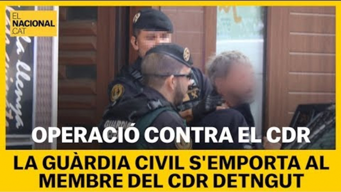 Forta escridassada quan surt el detingut del CDR a Sabadell