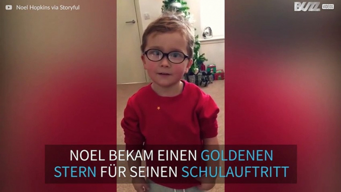 Noel Hopkins singt ein Weihnachtslied und bekommt einen goldenen Stern