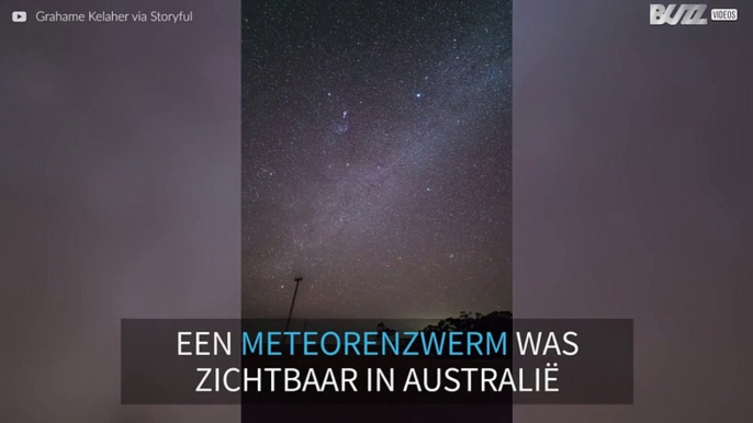 Time-lapse beelden van meterorenzwerm in Australië