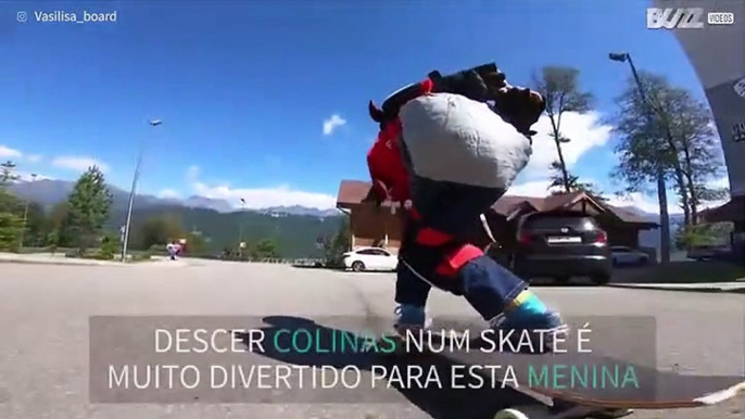 Downhill skateboarding: Menina de 6 anos é uma skater incrível!