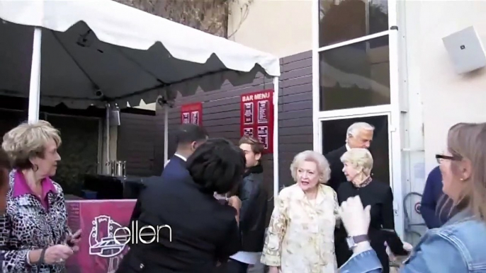 Prank With Taylor Swift & Zac Efron prank Selena Gomez, Justin Bieber, Betty White & Akon