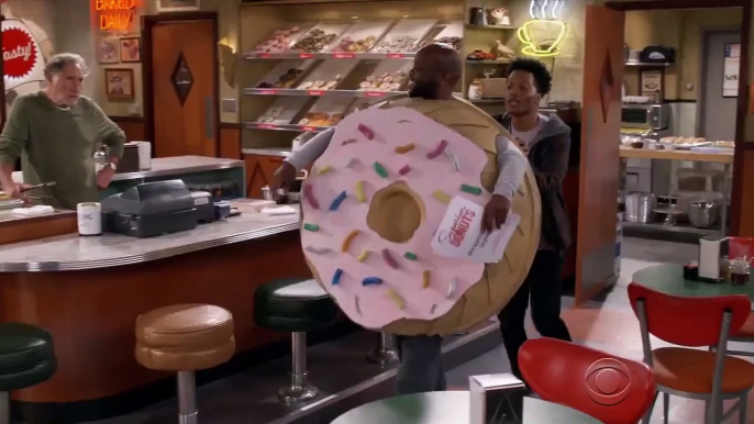 Superior Donuts - Se1 - Ep01 - Pilot HD Watch