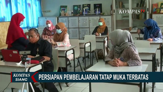 Mendikbud: Guru Sudah Vaksin Corona, Sekolah Bisa Tatap Muka