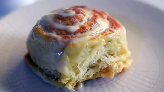 Quick And Easy Homemade Cinnamon Rolls Recipe / Soft And Fluffy Cinnamon Rolls In 4 Simple Steps