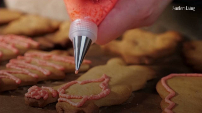 Everything You Need to Know about Decorating Christmas Cookies with Kids