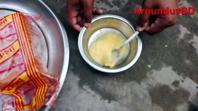 Tasty bread omelette prepared by children & villagers Easy to make eggs sandwich recipe making