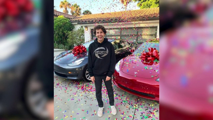 David Dobrik RESPONDS To 'Vlog Squad' Controversy!