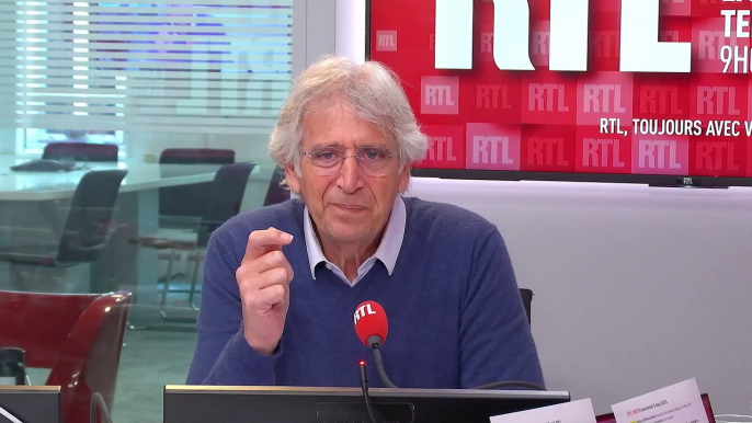 Yves Duteil est l'invité en direct de Steven Bellery et d'Yves Calvi. Le créateur de "Prendre un enfant par la main" publie demain son autobiographie "Chemins de liberté".