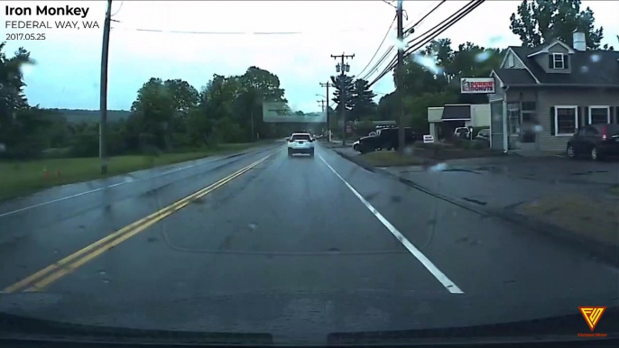 Close call captured on Dash Cam 2017.05.25 — FEDERAL WAY, WA