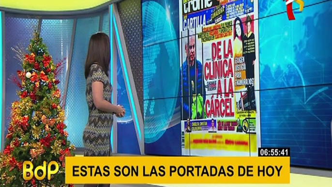 Pamela Acosta leyendo las portadas del dia - reel