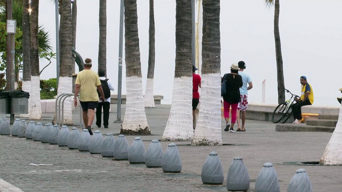 Entre olvido y suciedad el malecón de Puerto Vallarta | CPS Noticias Puerto Vallarta