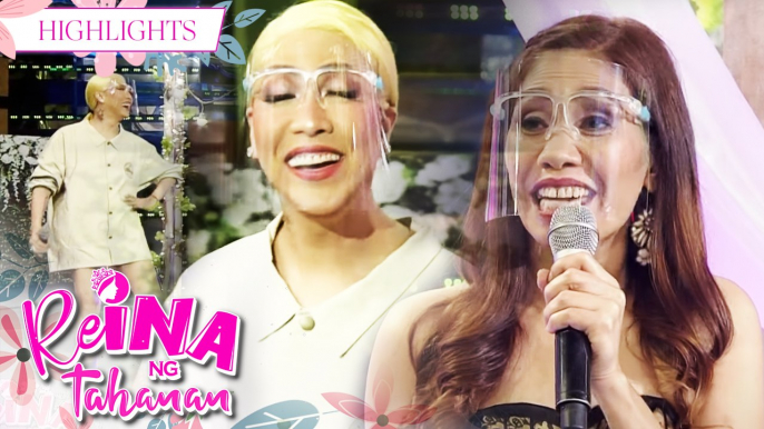 Vice Ganda makes fun of ReiNanay Jhing's entrance | It’s Showtime Reina Ng Tahanan