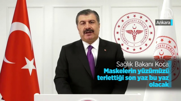 Sağlık Bakanı Koca: "Maskelerin yüzümüzü terlettiği son yaz bu yaz olacak"