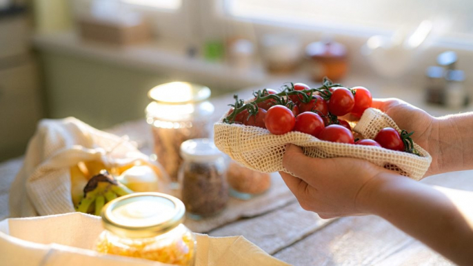 Storage Mistakes You're Making with Your Farm-Fresh Fruits and Veggies