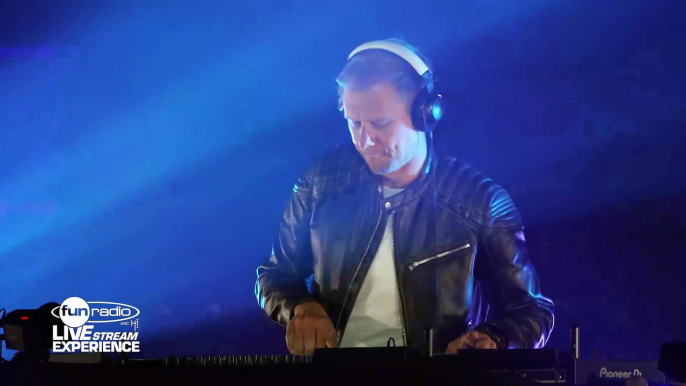 Armin van Buuren en mix à la 2e édition de Fun Radio Live Stream Experience